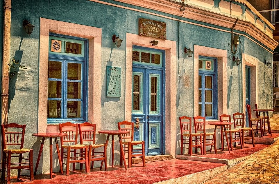Как купить дом в греции гражданину россии на что делится франция